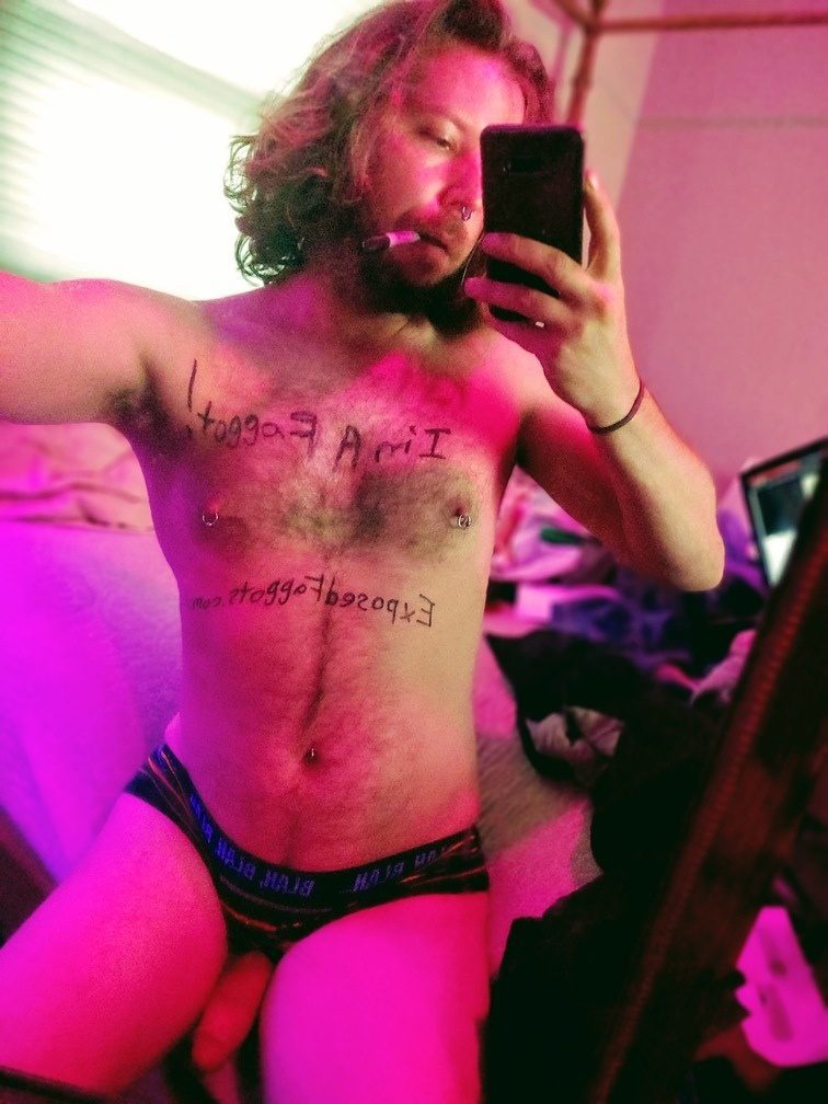 EXPOSED FAGGOT SISSY LOGANWEST69
